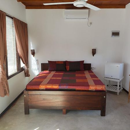 Arazo Villa Unawatuna Exterior photo