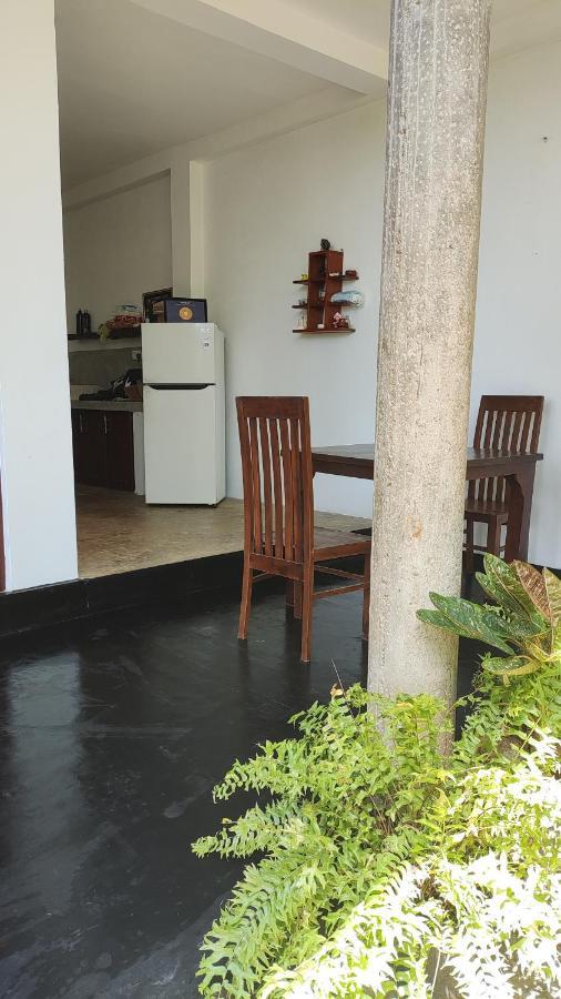 Arazo Villa Unawatuna Exterior photo