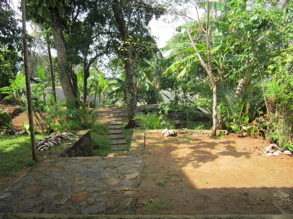 Arazo Villa Unawatuna Exterior photo