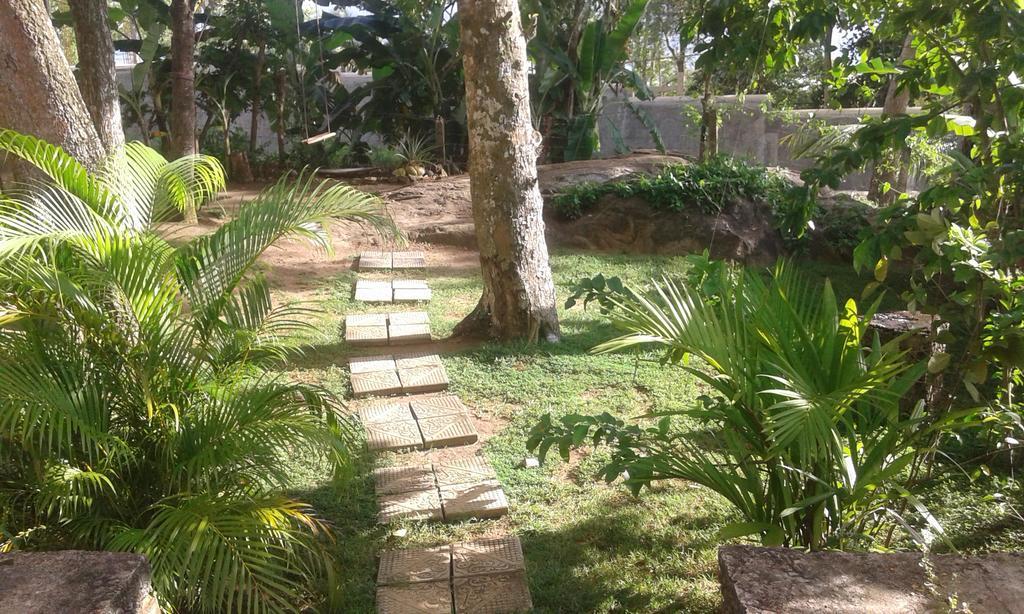 Arazo Villa Unawatuna Exterior photo
